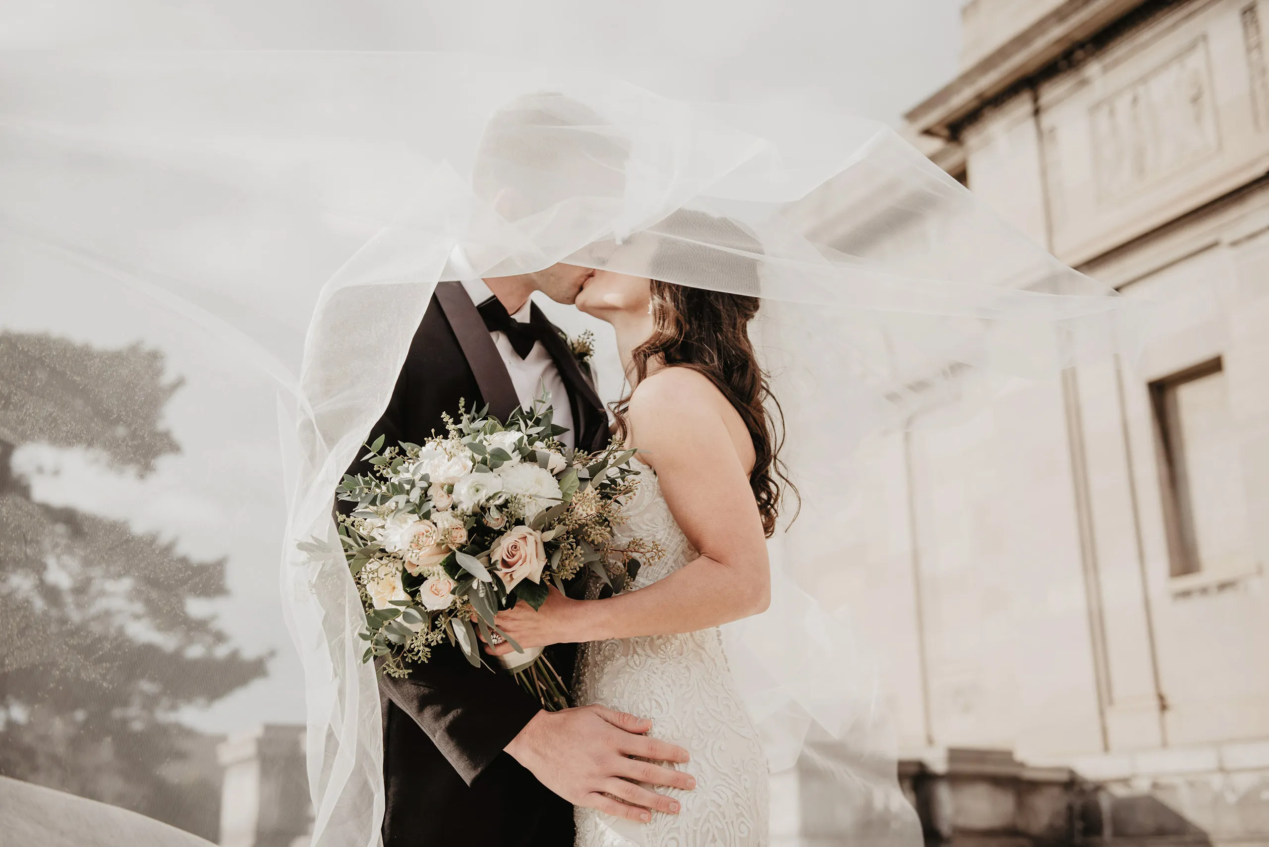 Capturing Love with Stunning Engagement Photos